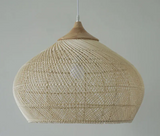 RattanaGlow: Handgeweven Rieten Hanglamp in Zuidoost-Aziatische Stijl