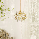 Sfeervolle Hanglamp Met Een Modern Ontwerp