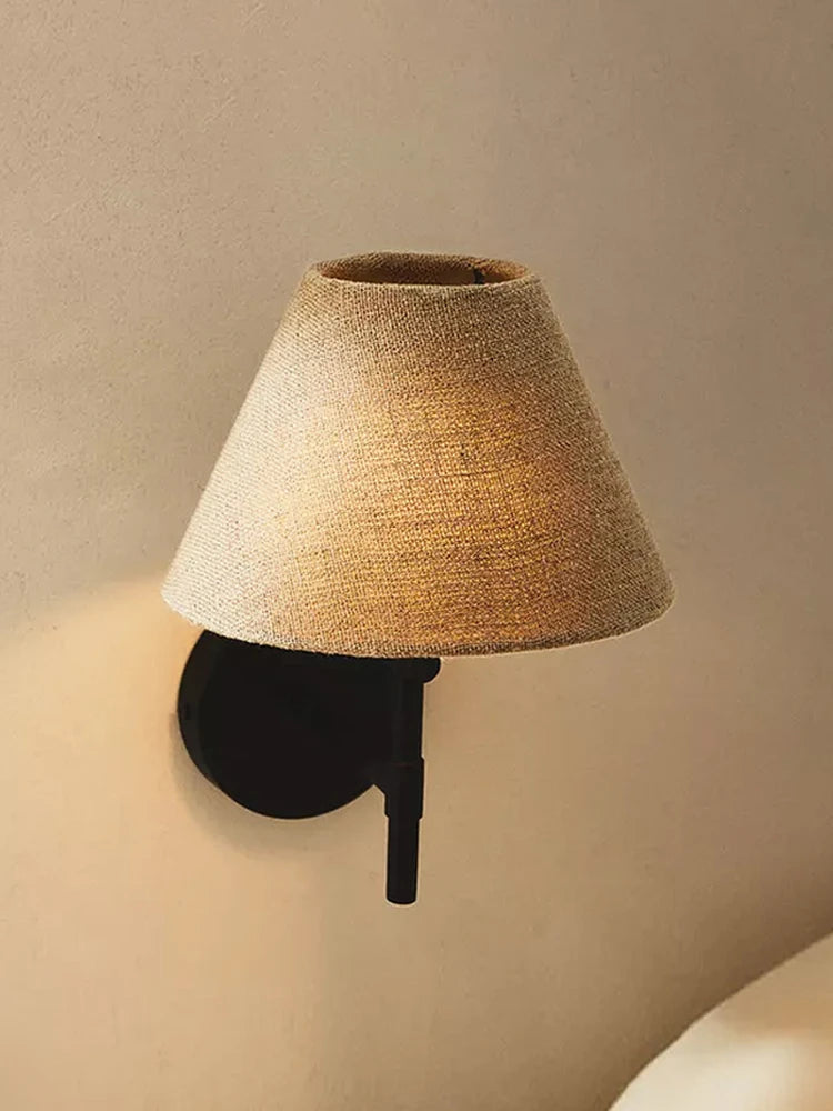 “VintageLoom Wabi-Sabi Wandlamp” – Retro Stoffen Wandlamp - wandlamp