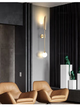 LustraVogue Aura – Luxe Moderne Wandlamp met Glazen Kap