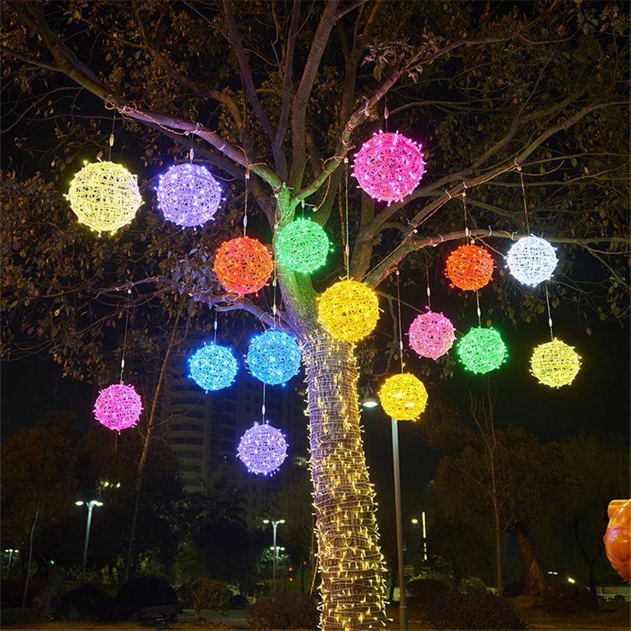 Kerst LED Rotanbal Slinger – Warme Feestverlichting & Buiten Fairy Garden Kerstverlichting - buitenverlichting - sfeerbeeld