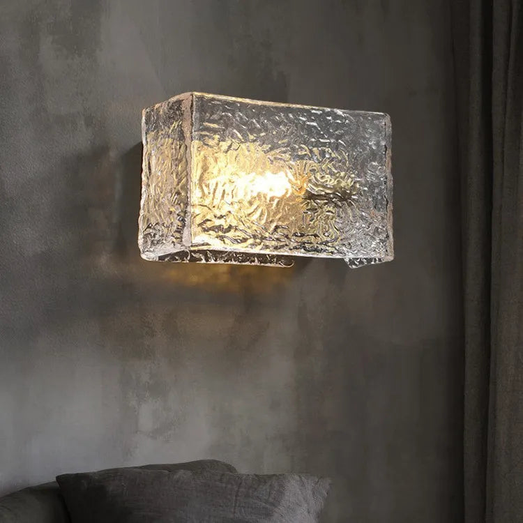 LuxeLuma Postmoderne Koperen Wandlamp met Glazen Kap - wandlamp