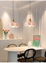 Nordic Bloom Glass Pendant – Minimalistische Glazen Hanglamp in Crèmekleurige Bloemstijl