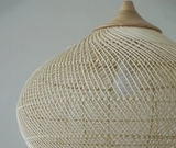 RattanaGlow: Handgeweven Rieten Hanglamp in Zuidoost-Aziatische Stijl