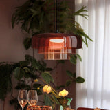Glazen Plafondlamp Met Historische Charme en Moderne Functionaliteit
