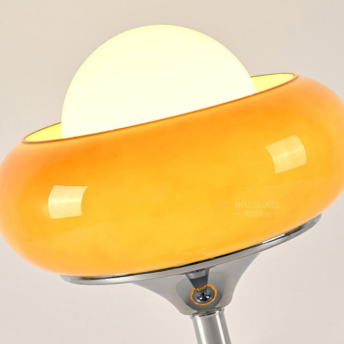 Vintage Bauhaus Glazen Gele Tafellamp - tafellampen - in de kamer