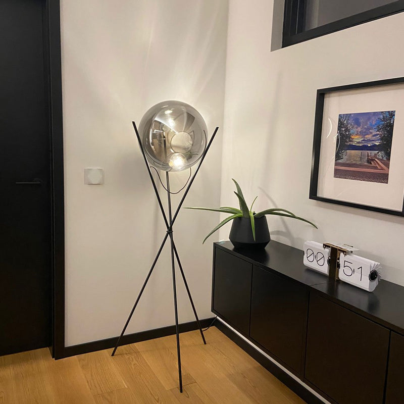 Skapetze - S.LUCE Pro Vloerlamp Sphere 40 Met Rookglazen Bol