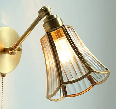 AuroraLux Nordic Wandlamp – Moderne Koperen Wandlamp met Trekschakelaar & Glazen Kap - wandlamp - sfeerbeeld