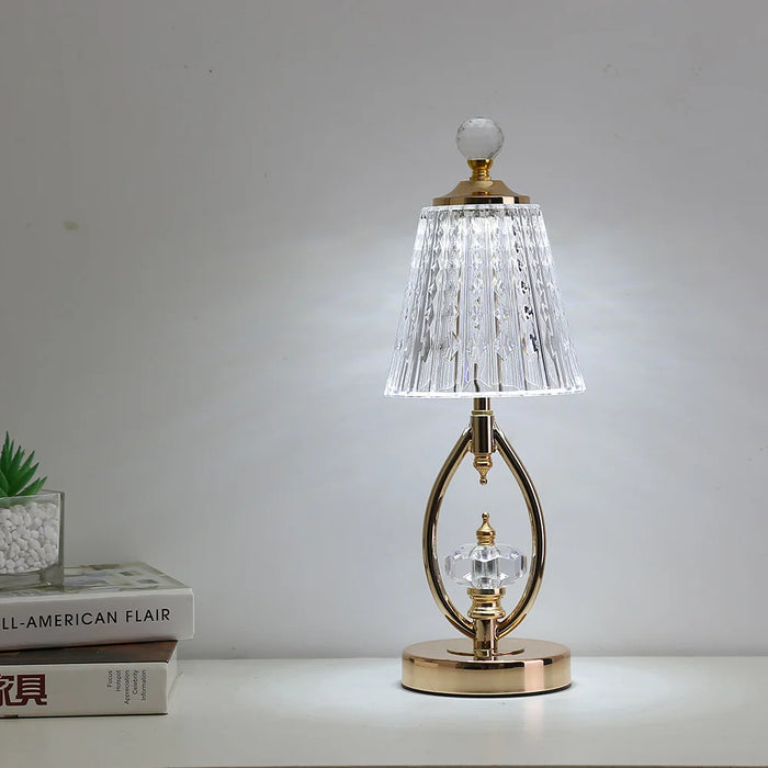 Vintage Gouden Tafellamp Gemaakt Van Crystal - tafellampen - verlicht