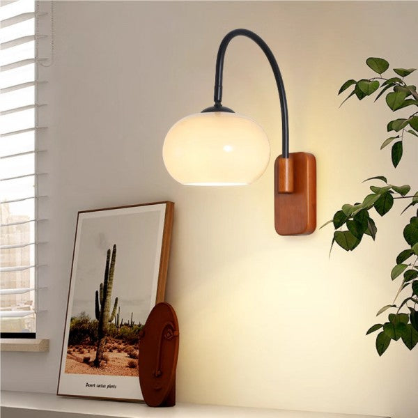 Bauhaus Kaki Draaibare Glazen Wandlamp Met  Houten Afwerking