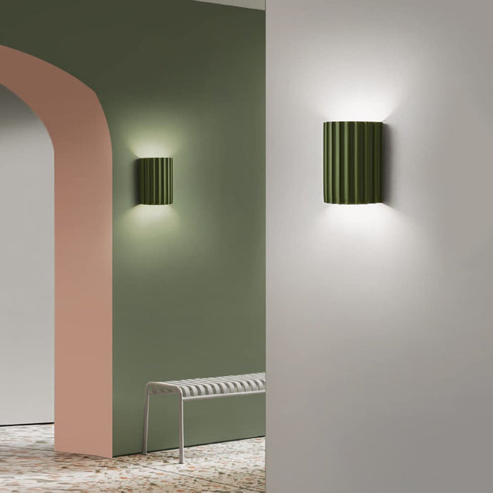 Moderne Halfronde Wandlamp Van Hars Voor De Woonkamer - wandlampen - sfeerbeeld