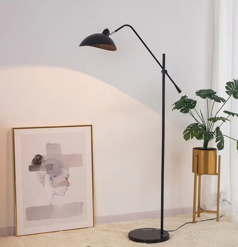 Nordic Gold Luxe Vloerlamp – Minimalistisch Design met Marmeren Basis - vloerlamp - verlicht