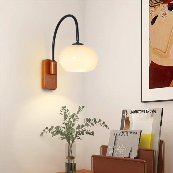 Bauhaus Kaki Draaibare Glazen Wandlamp Met  Houten Afwerking