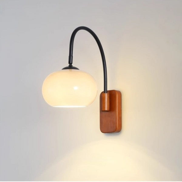 Bauhaus Kaki Draaibare Glazen Wandlamp Met  Houten Afwerking