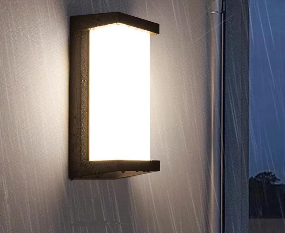 SENSOLUX Radar Sensor LED Wandlamp - wandlamp - zijaanzicht