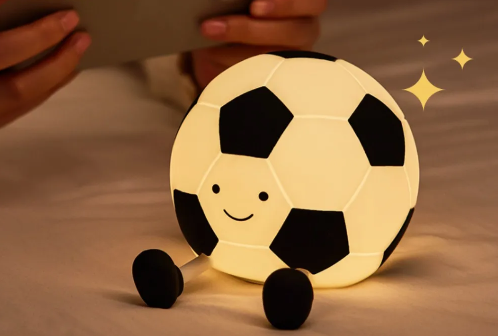 GlowKick Voetbal Nachtlamp - tafellampen - detail