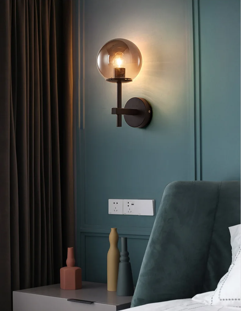 LumiNord – Nordic Moderne LED Wandlamp met Glazen Lichtbol - wandlamp - gemonteerd