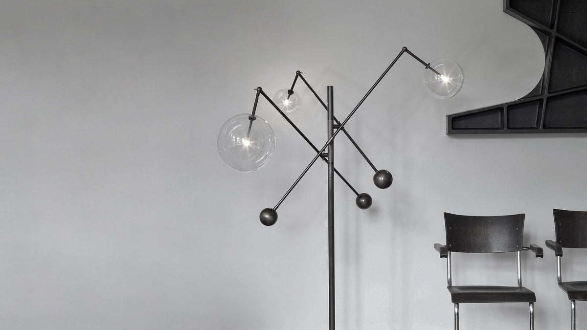 Schwung Lighting - Milan 3Arms - vloerlamp - in de kamer