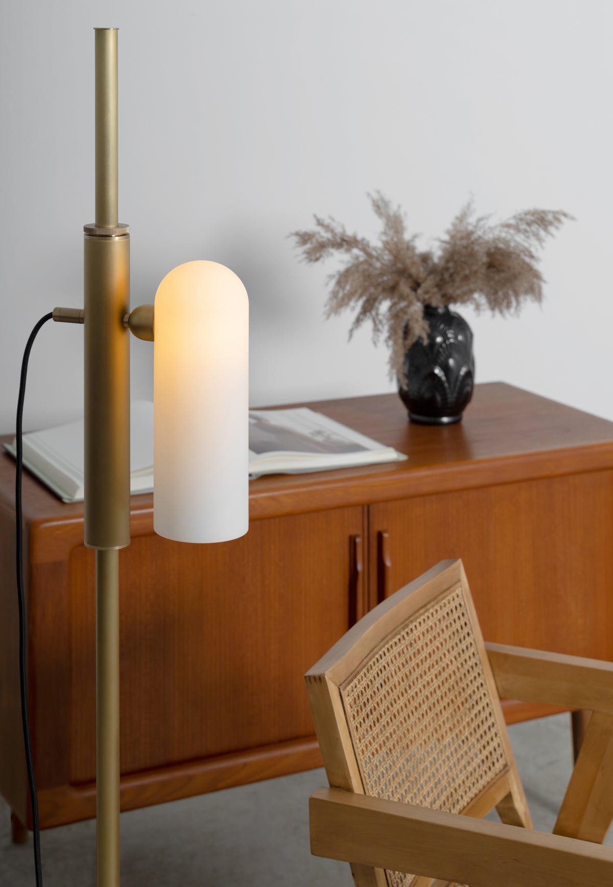 Schwung Lighting - Odyssey Floor Lamp 1 - vloerlampen - detail