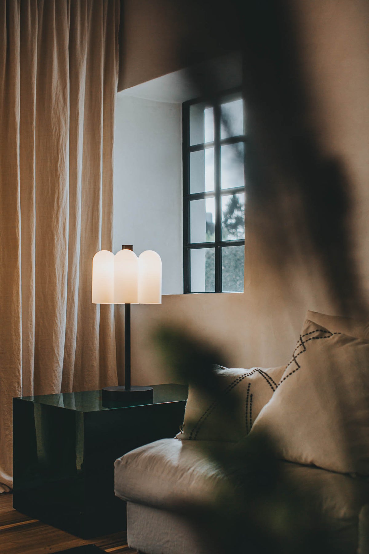 Schwung Lighting - Odyssey Table Lamp 6 - tafellampen - close-up