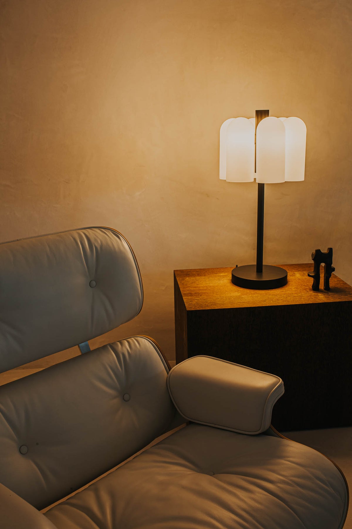 Schwung Lighting - Odyssey Table Lamp 6 - tafellampen - zijaanzicht