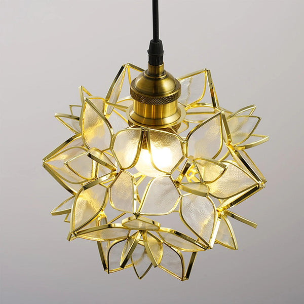 Sfeervolle Hanglamp Met Een Modern Ontwerp - hanglampen - in de kamer