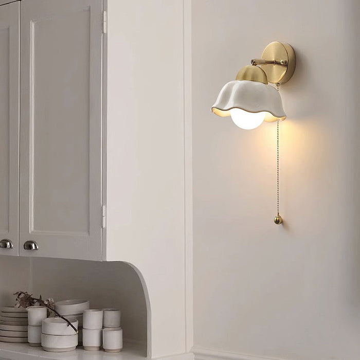 Retro Witte Bloem Wandlamp - wandlampen - detail