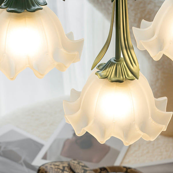 Glazen Hanglamp In De Vorm Van Een Bloem