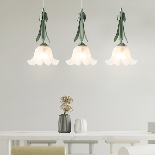 Glazen Hanglamp In De Vorm Van Een Bloem