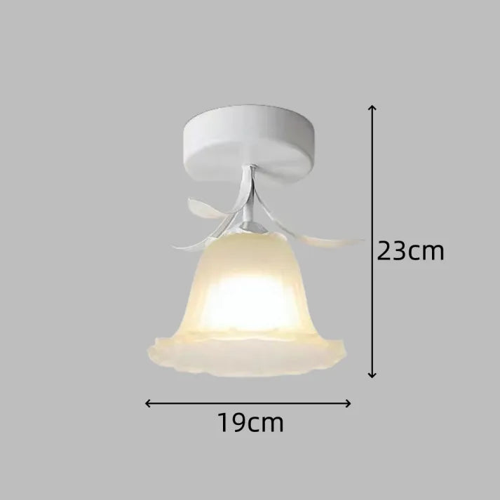 Eenvoudige Tiffany Plafondlamp Met Minibloemen - plafondlamp - close-up