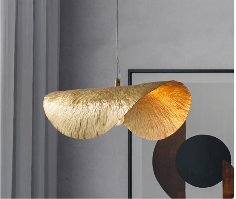 Minimalistische Koperen Hanglamp in Lotusblaad Ontwerp