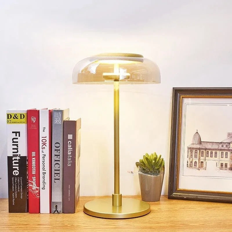 Aurélo – Designer Tafellamp van Glas met LED in Postmoderne Stijl - tafellampen - sfeerbeeld