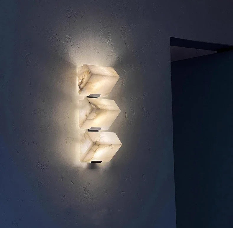 MarbleLuxe Nordic LED Wandlamp – Natuurlijke Marmeren Sfeerverlichting - wandlamp - in de kamer