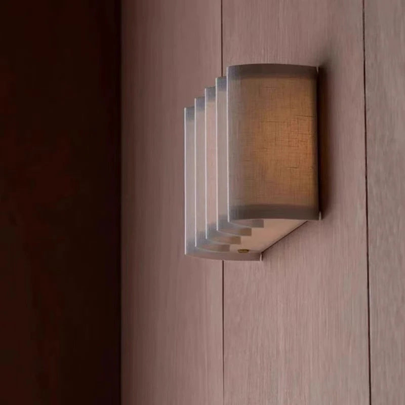 ZenAura Wabi-Sabi Stoffen Wandlamp – Japanse Minimalistische Retro Wandverlichting - wandlamp - sfeerbeeld