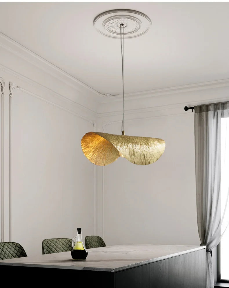 Minimalistische Koperen Hanglamp in Lotusblaad Ontwerp