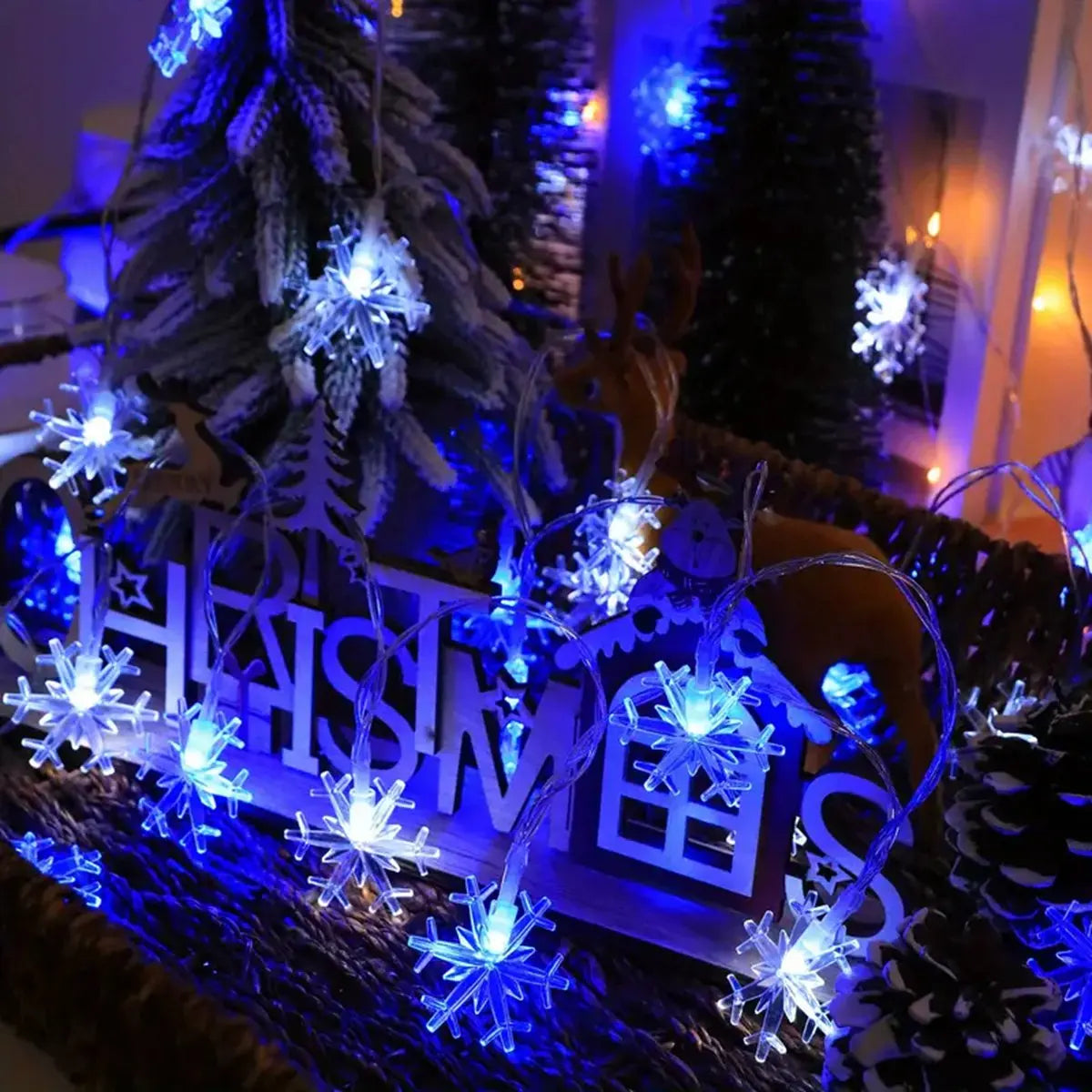 FrostLume LED Sneeuwvlok Slingerlicht - buitenverlichting - in de kamer