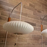 SakuraSilk – Japanse Handgeweven Zijde Wandlamp