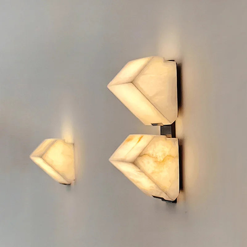 MarbleLuxe Nordic LED Wandlamp – Natuurlijke Marmeren Sfeerverlichting - wandlamp - zijaanzicht