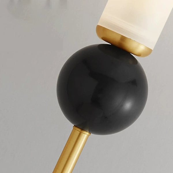 Luxe Moderne Wandlamp “Aurum Glow”