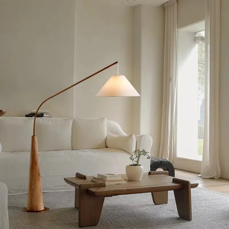 LumiArc – Luxe Houten Boogvloerlamp met Stoffen Kap - vloerlamp - zijaanzicht
