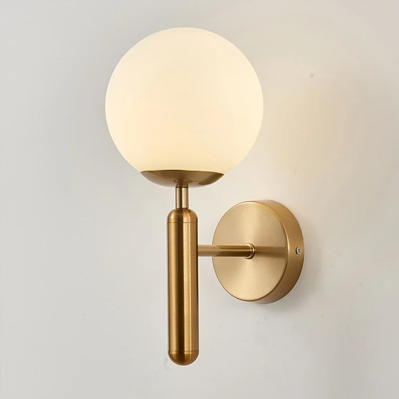 VitaGlow Wandlamp – Moderne Wandverlichting voor Binnen met Koperaccenten en E27 Fitting - wandlamp - zijaanzicht