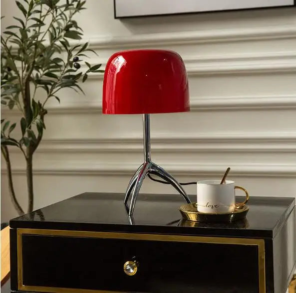 LumiereGlow Bauhaus Driepoot Bureaulamp - tafellampen - close-up