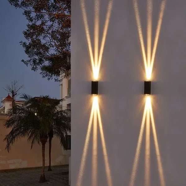 Stralux Beam IP65 Wandlamp – Minimalistische LED Buitenlamp met Smalle Lichtbundel voor Gevel, Tuin & Terras