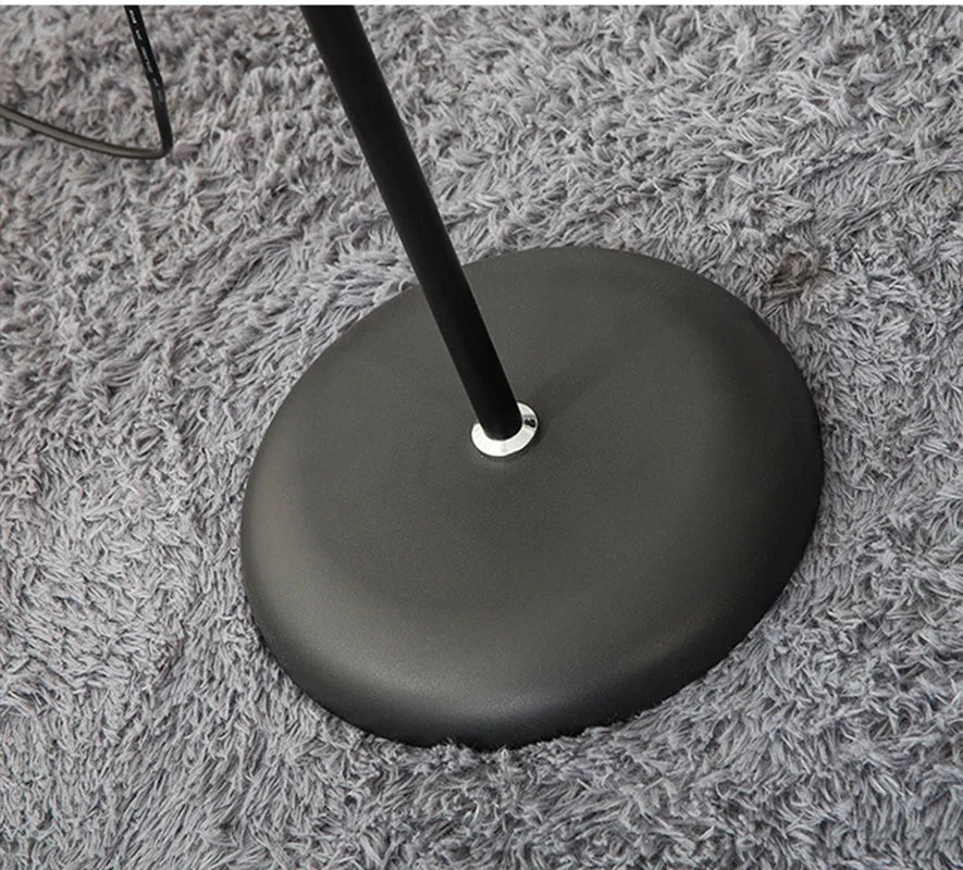 LumiArc LED Vloerlamp – Minimalistisch Design voor Stijlvolle Verlichting - vloerlamp - materiaaldetail