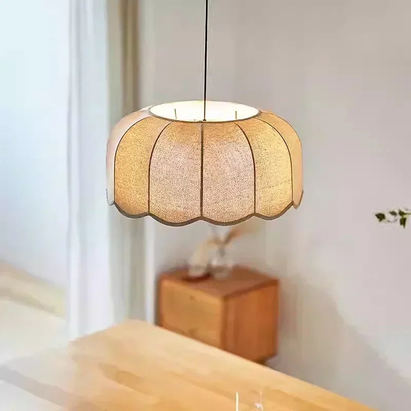Nordic Wabi Glow – Minimalistische Wabi Sabi Linnen LED Hanglamp - hanglampen - in de kamer