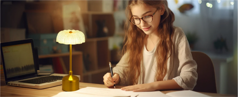 LumiVintage 3000 – Retro LED Tafellamp met Touchbediening en 3000mAh Oplaadbare Batterij