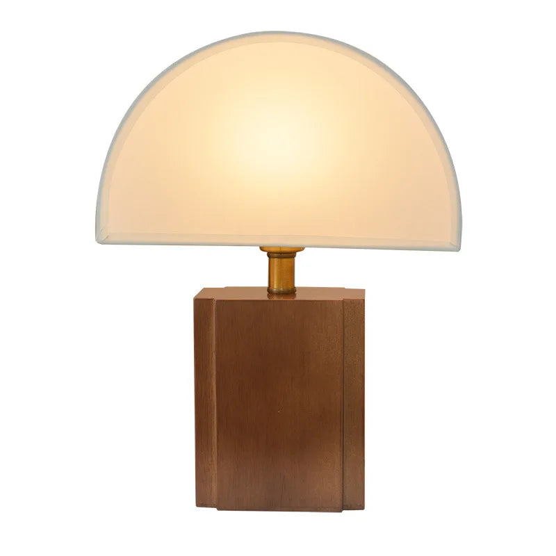 Retro Houten Tafellamp met Stoffen Kap - tafellampen - in de kamer