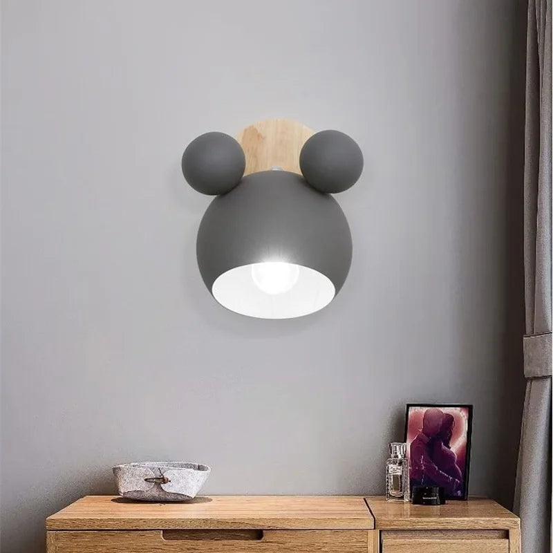Nordic Mickey Wandlamp – Designlamp voor Slaapkamer, Hal & Kinderkamer - wandlamp & tafellamp - verlicht