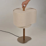 Wabi-Sabi Japanse Stoffen Staande Lamp – Minimalistische LED Vloerlamp voor Slaapkamer & Woonkamer