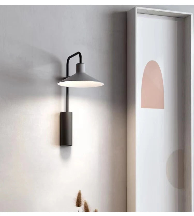 Aurelio Retro Outdoor Wall Lamp - wandlamp - close-up